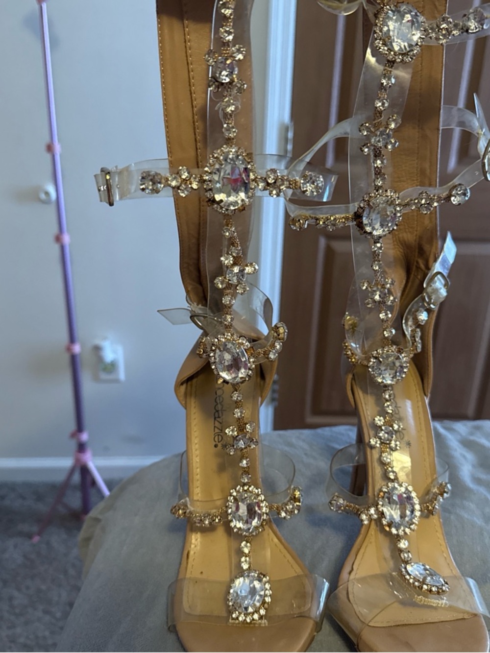 Shoe Dazzle Nude Crystal T-Strap Heeled Sandals